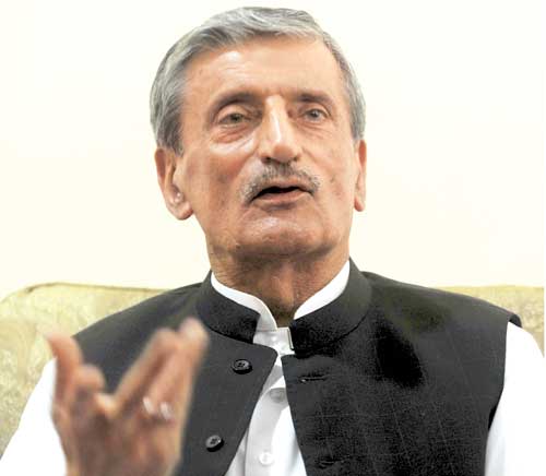 Ghulam-Ahmad-Bilour.jpg