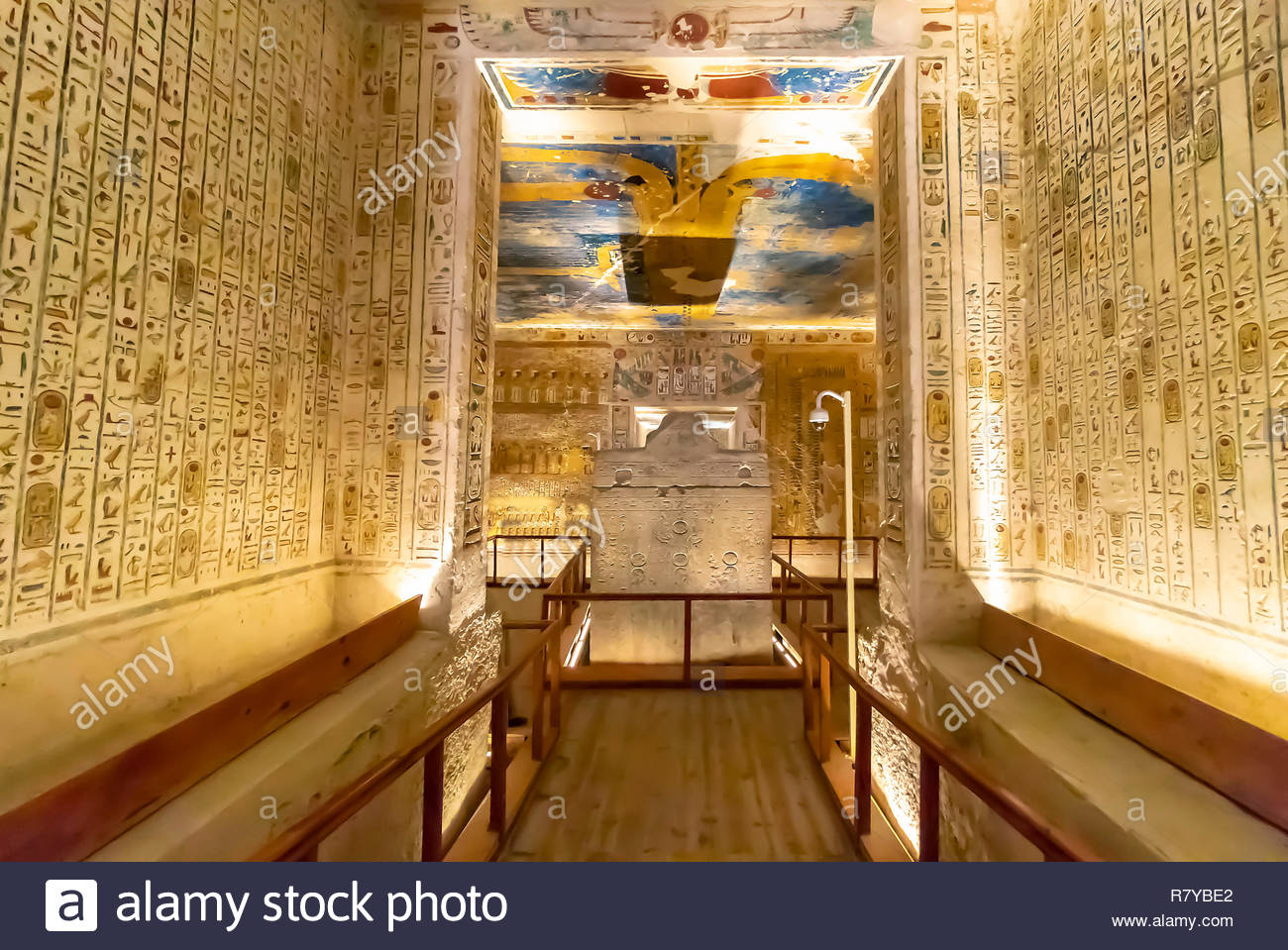 luxor-egypt-september-11-2018-tomb-kv2-in-the-valley-of-the-kings-is-the-burial-place-of-ramesses-iv-R7YBE2_001.jpg