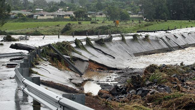 satellite map of queensland floods